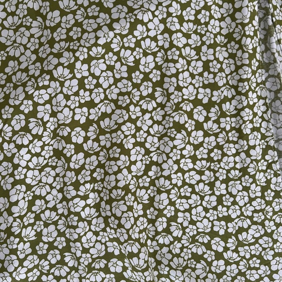 ASOS high rise button up flower long flowy maxi skirt. Front slit. - Picture 3 of 6